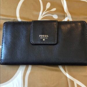 Fossil Wallet